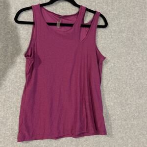 beyond yoga medium top pink
